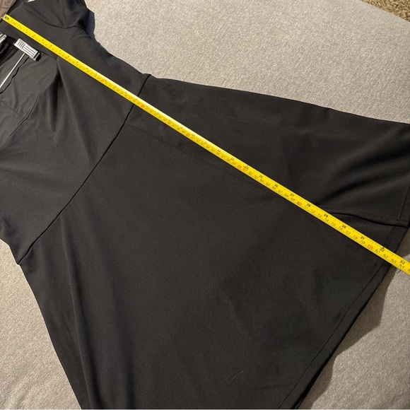 Elegant Black Mini Dress - Picture 14 of 16